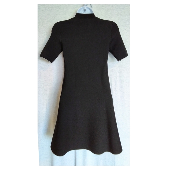 Theory Lakelyn Evian Contrast-Trim Stretch Knit Dress - Picture 5 of 9
